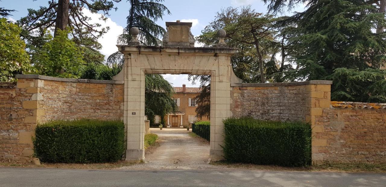 Château de Colombier Saint-Julien  Exterior foto